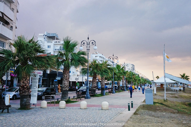 finikudes-larnaka