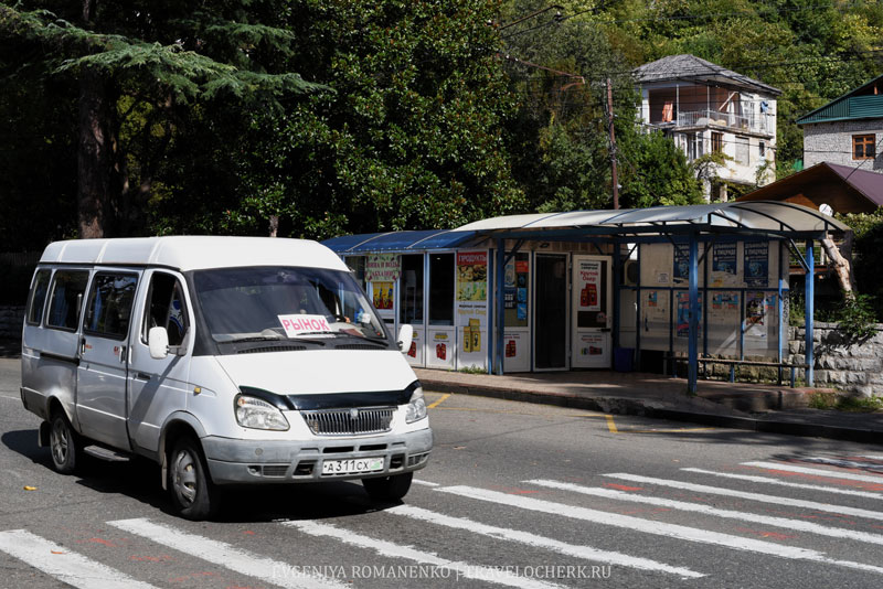 avtobusi-staraya-gagra-rinok-abhaziya