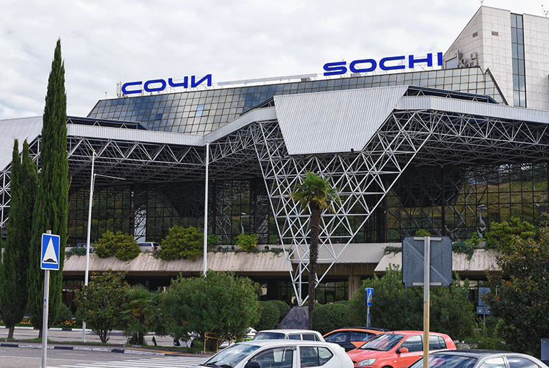 sochi-kak-dobratsya-iz-aeroporta-do-centra-goroda-i-adlera